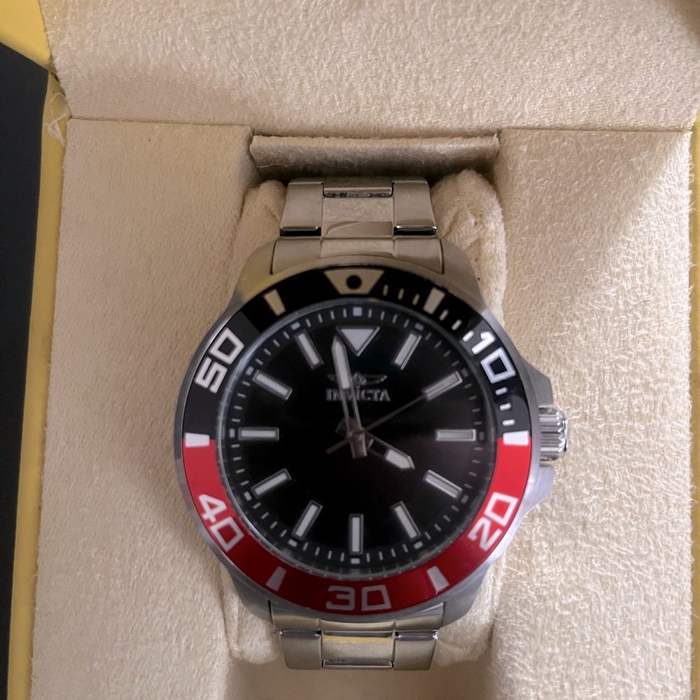 New Invicta Stainless Steel Pro Diver